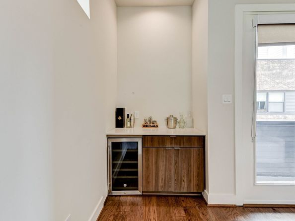 5857 Dolores Street, Houston TX 77057