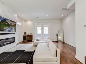 5857 Dolores Street, Houston TX 77057