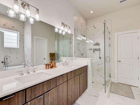 5857 Dolores Street, Houston TX 77057