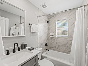 2512 Calumet Street, Houston TX 77004