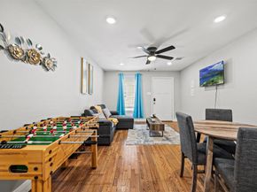 2512 Calumet Street, Houston TX 77004