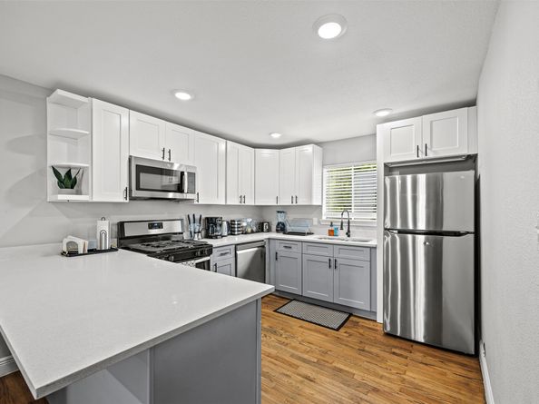 2512 Calumet Street, Houston TX 77004