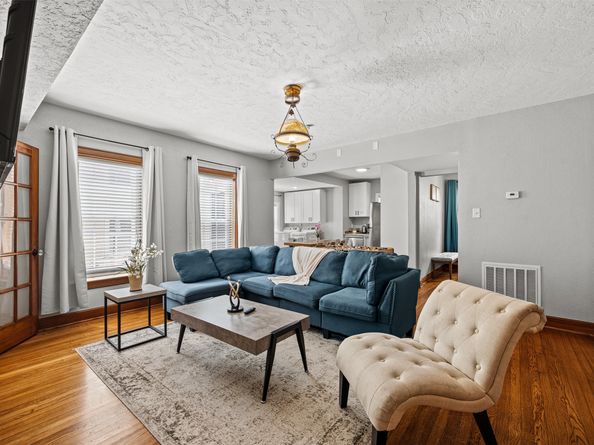 2512 Calumet Street, Houston TX 77004