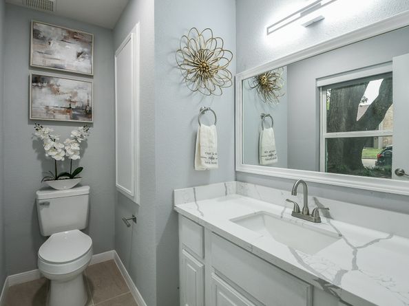 7931 Ellinger Lane, Houston TX 77040