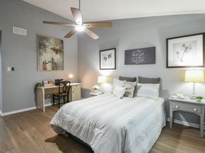 7931 Ellinger Lane, Houston TX 77040