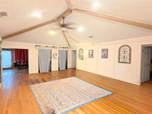 1015 Woodhorn Drive, Houston TX 77062