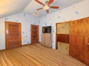 1015 Woodhorn Drive, Houston TX 77062