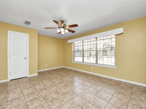 8130 Juliabora Street, Houston TX 77017