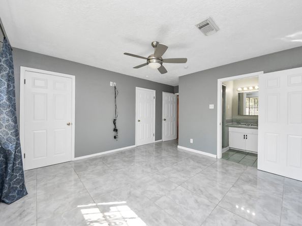 8130 Juliabora Street, Houston TX 77017