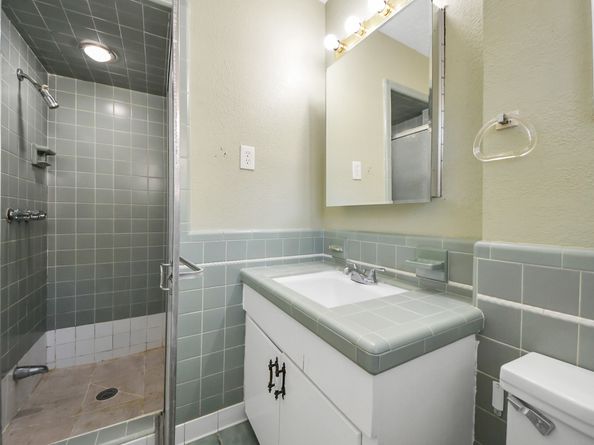 8130 Juliabora Street, Houston TX 77017