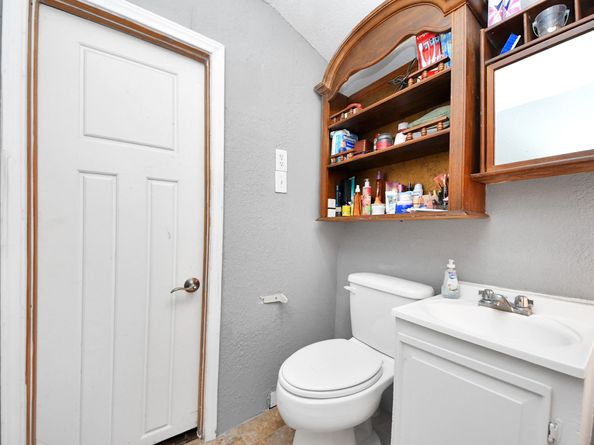 8130 Juliabora Street, Houston TX 77017