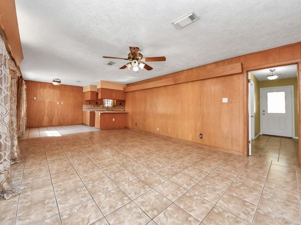 8130 Juliabora Street, Houston TX 77017