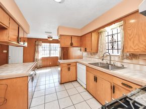 8130 Juliabora Street, Houston TX 77017