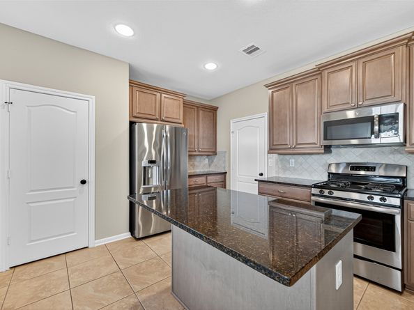 19323 S Cottonwood Green Lane, Cypress TX 77433