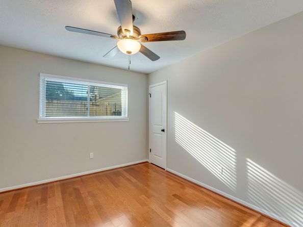 3806 Millbridge Drive, Houston TX 77059