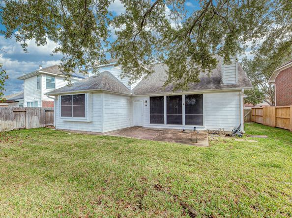 910 Presley Way, Sugar Land TX 77479