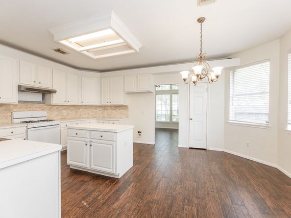 910 Presley Way, Sugar Land TX 77479