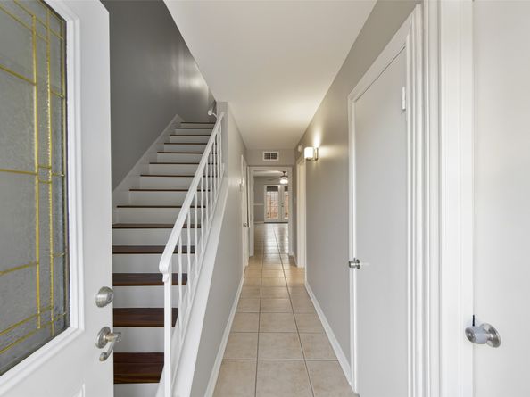 5204 Arboles Drive L, Houston TX 77035