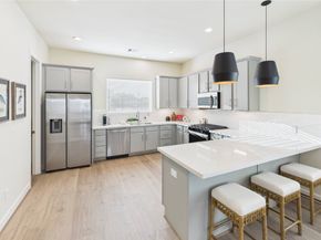 3925 Willowbend Point, Houston TX 77025