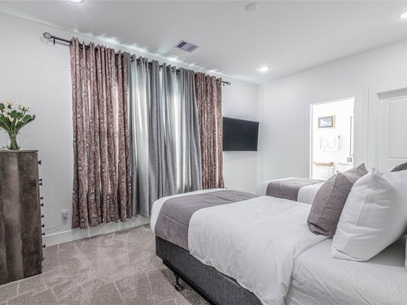 3507 Ennis Street, Houston TX 77004