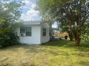 9021 Lomax Street, Houston TX 77093
