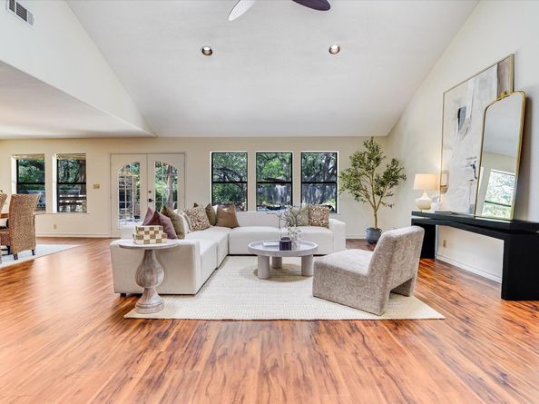 3500 Taylors DR, Austin TX 78703
