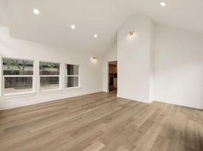 1102 Twin Creek DR, Pflugerville TX 78660