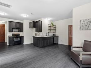 8117 Joy RD, Volente TX 78641