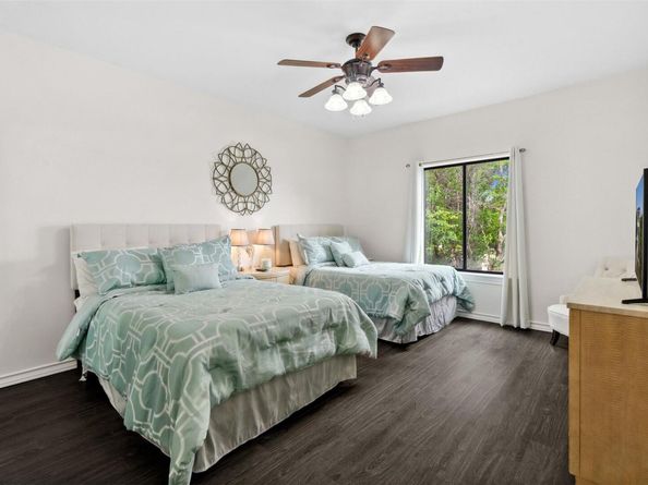 8117 Joy RD, Volente TX 78641