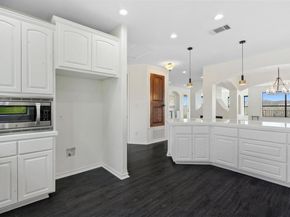 8117 Joy RD, Volente TX 78641