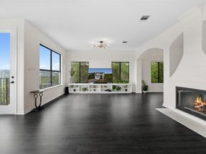 8117 Joy RD, Volente TX 78641