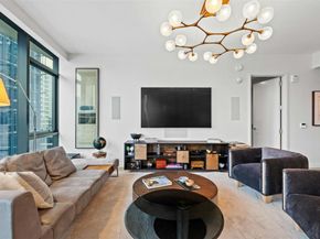 202 Nueces ST 1405, Austin TX 78701