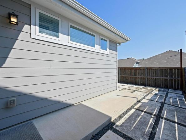7104 Kane ST 49, Austin TX 78741