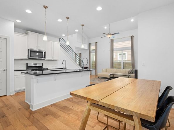 7104 Kane ST 49, Austin TX 78741