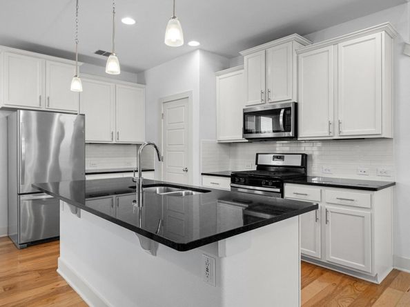 7104 Kane ST 49, Austin TX 78741