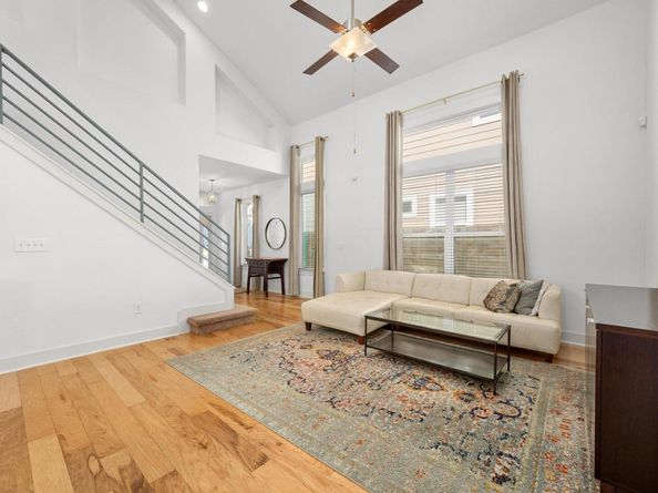 7104 Kane ST 49, Austin TX 78741