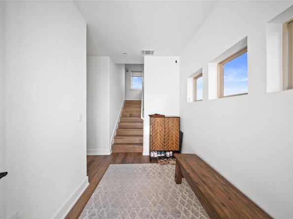 5315 La Crosse Ave 16, Austin TX 78739