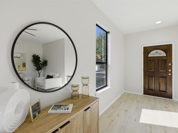 11321 Barns TRL, Austin TX 78754