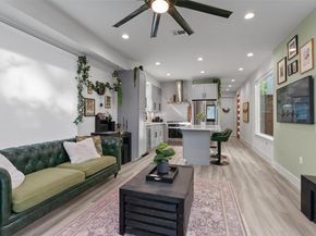 2703 E 3rd ST 2, Austin TX 78702