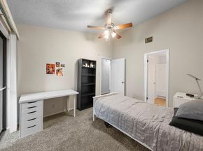 106 E 30th ST 303, Austin TX 78705