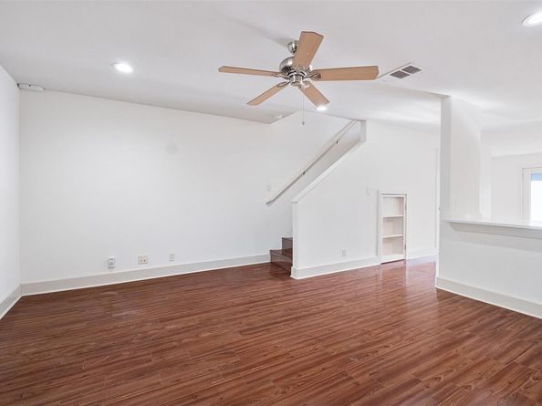 1101 Grove BLVD 304, Austin TX 78741