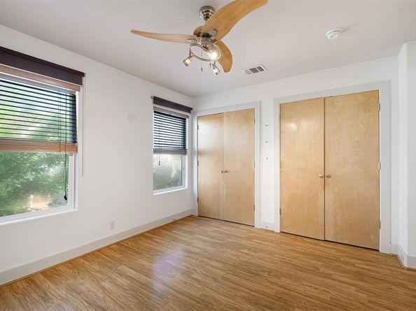 1101 Grove BLVD 304, Austin TX 78741