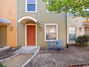 1101 Grove BLVD 304, Austin TX 78741