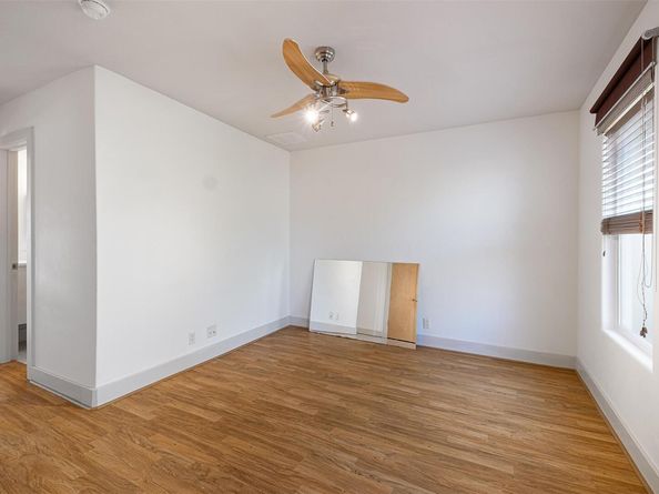 1101 Grove BLVD 304, Austin TX 78741