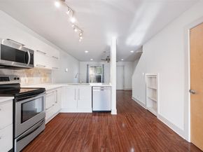 1101 Grove BLVD 304, Austin TX 78741