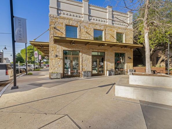 1013 Highknoll LN, Georgetown TX 78628