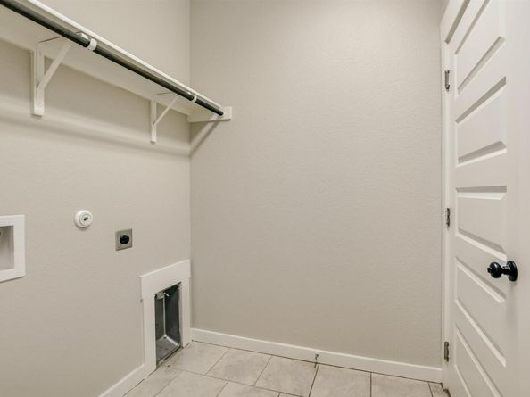 124 Ancellotta WAY, Leander TX 78641