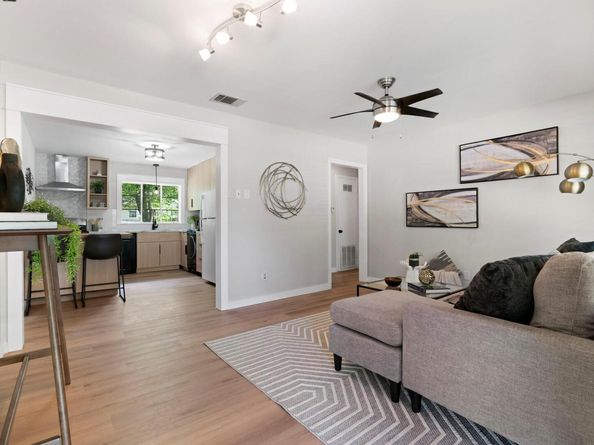 1040 Rosemont ST, Austin TX 78723
