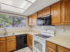 13355 Water Oak LN, Austin TX 78729