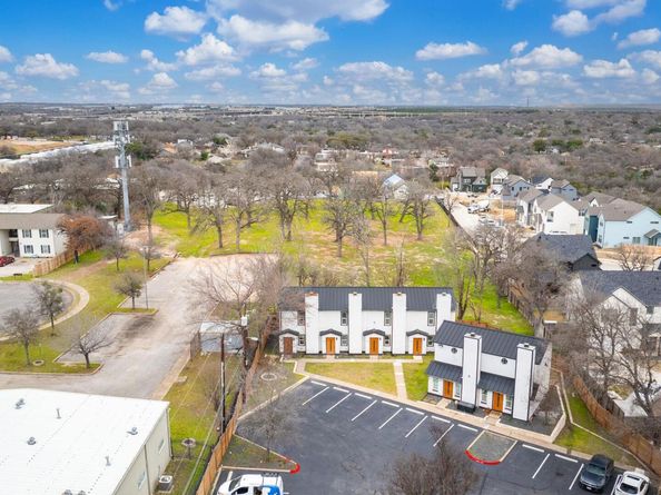 2706 Wheless LN 502, Austin TX 78723